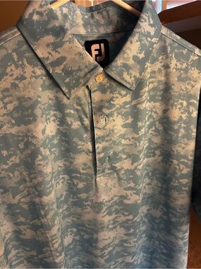 Men's Footjoy - Camouflage Polo - NWOT - Large - Light Blue and White